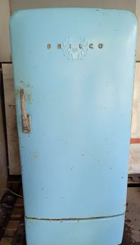 Geladeira Philco antiga