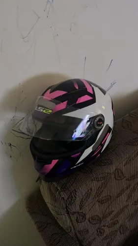 vende-se ls2 tamanho 56 acompanha caixa com tudo