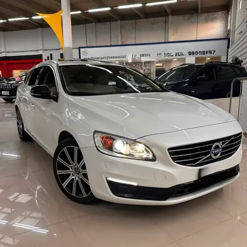 Volvo V60 T-4 Momentum 2.0 190cv 5P 2018