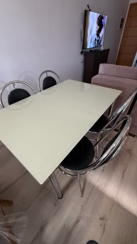 Mesa de Vidro c/ 4 cadeiras