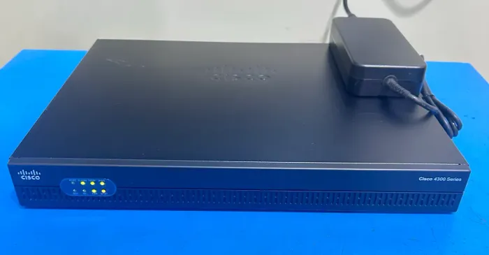 Roteador Cisco 4300 Series