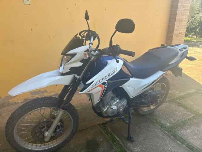 Linda moto única dona