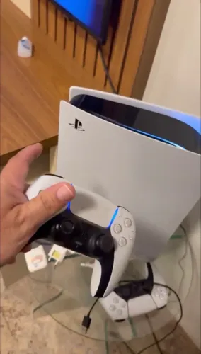 Ps5 zero apenas 3 meses de uso