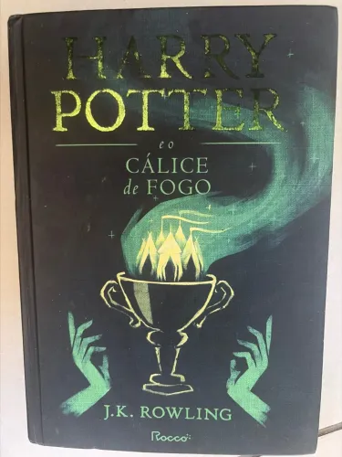 Livros de Harry Potter: Cálice de fogo, Câmara Secreta e o prisioneiro de Azkaban.