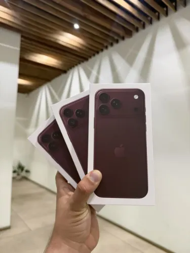 iPhone 18 Pro Max 256GB Bordô Produto novo lacrado com Nota Fiscal