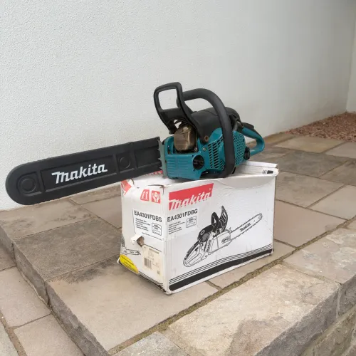 Motosserra makita