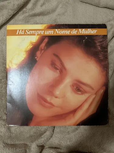 Vinil duplo - Há Sempre um Nome de Mulher