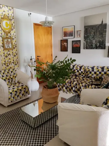 Quarto Top em águas claras