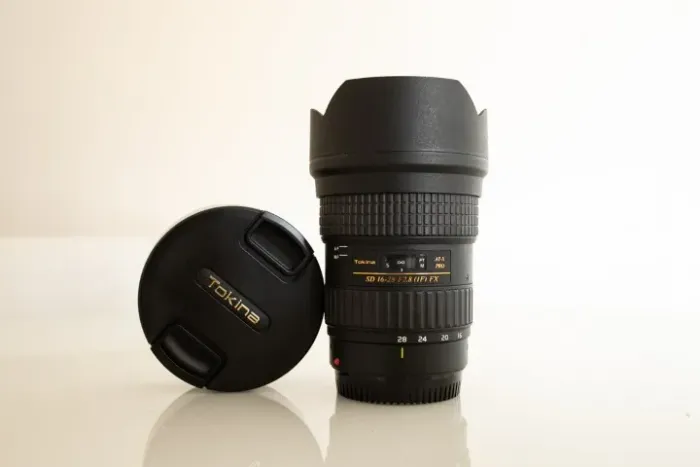 Lente Tokina AT-X Pro FX 16-28mm f/2.8 p/ CANON