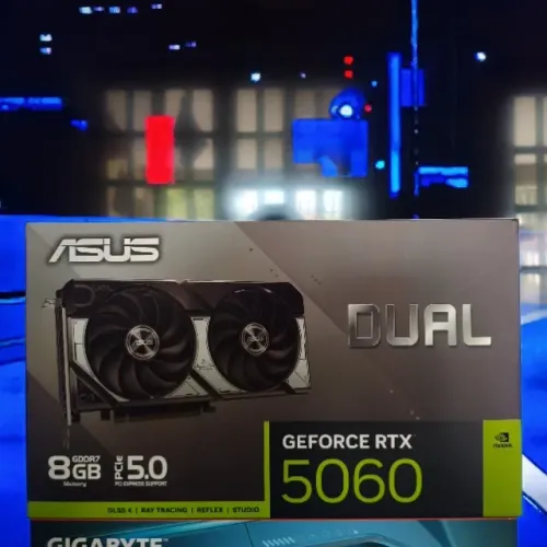 Placa de Vídeo Asus GeForce RTX 5060 Dual Series OC, 8GB