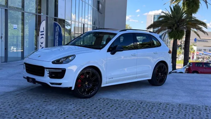 Porsche Cayenne GTS 3.6 Bi-turbo 440cv 2016