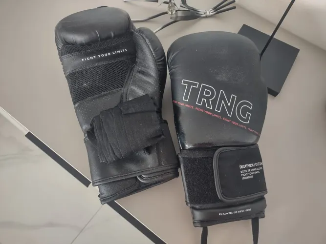 LUVAS DE BOXE 