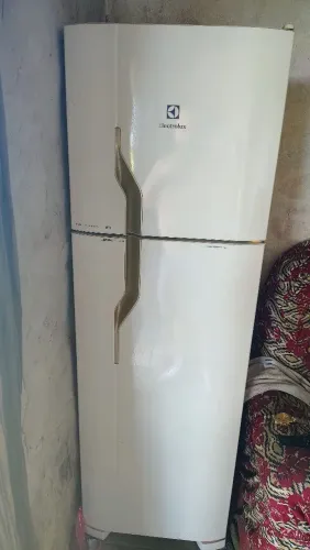 Refrigerador Electorlux Df35a