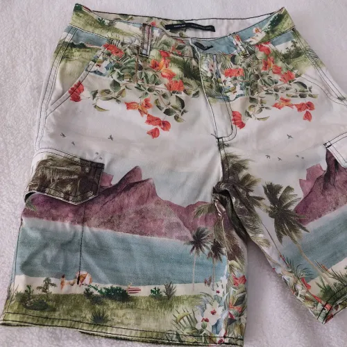 bermuda cargo estampada 40