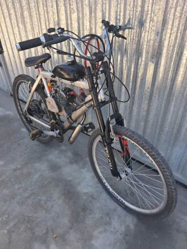 Bike motorizada aro 26, motor 80cc