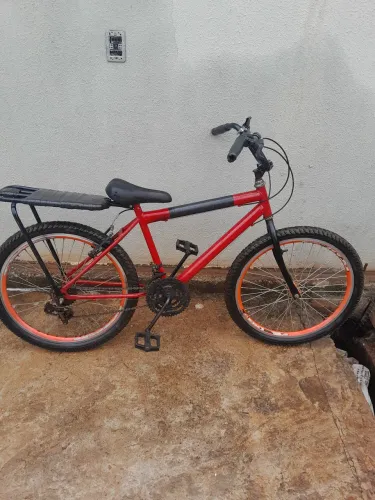 Bicicleta Aro 24 Estilo Montadinha - Com Marchas e Banco de Carona