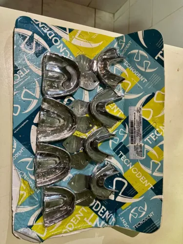Kit de Moldeiras Lisas de Inox Adulto Tecnodent - 8 Peças, Sem Uso