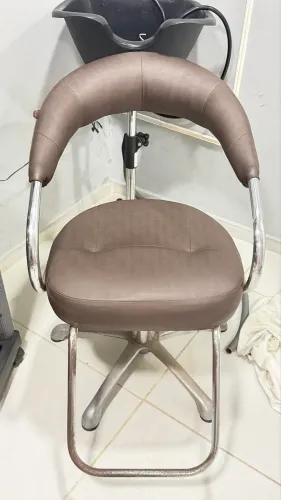 Cadeira de salão de beleza ou barbearia 