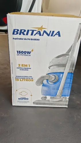 Aspirador de pó e água Britania