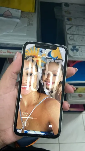 iPhone 11 Branco 64Gb