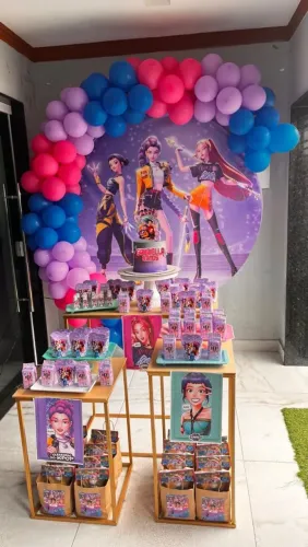 Painel de tecido Guerreiras do K-Pop