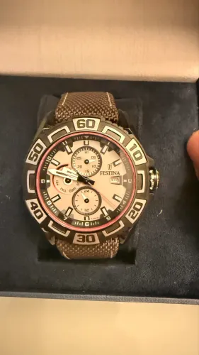 Relógio Festina F16584 com pulseira de Nylon
