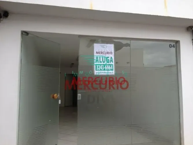 Loja sendo um excelente ponto comercial com 40 m² na Vila Aeroporto - Bauru - SP