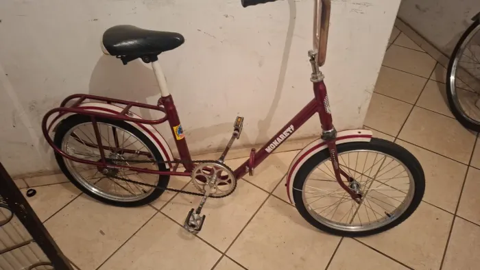 Monareta aro 20 top