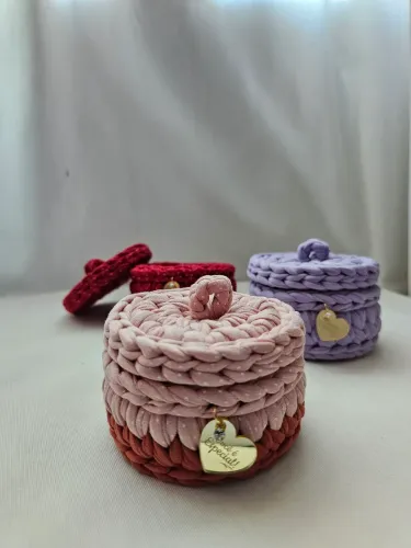 Porta joias em fio de malha