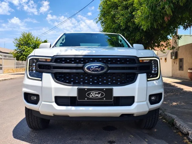 Ford Ranger XLS 2.0l 4X4 2024