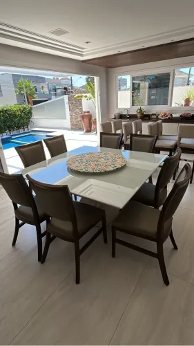 8 cadeiras madeira maciça