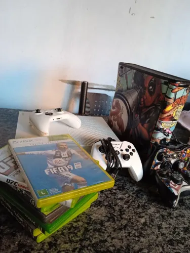 XBOX ONE S + Jogos 360