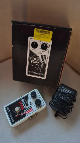 Pedal Eletro Harmonix Pitch Fork - Guitarra