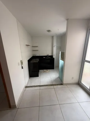ALUGA-SE APARTAMENTO EM VILLAS DO ATLÂNTICO - CONDOMÍNIO SOLAR DE VILLAS