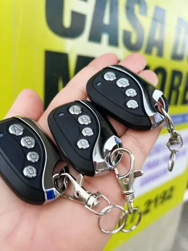 CONTROLE PARA MOTOR DE PORTÃO DE GARAGEM COM CODIFICAÇÃO INCLUSA, acabamento Premium