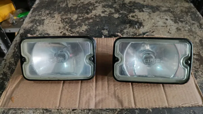 FAROL DE MILHA CIBIÉ PRA FUSCA BRASÍLIA VARIANT OPALA CHEVETTE CORCEL 