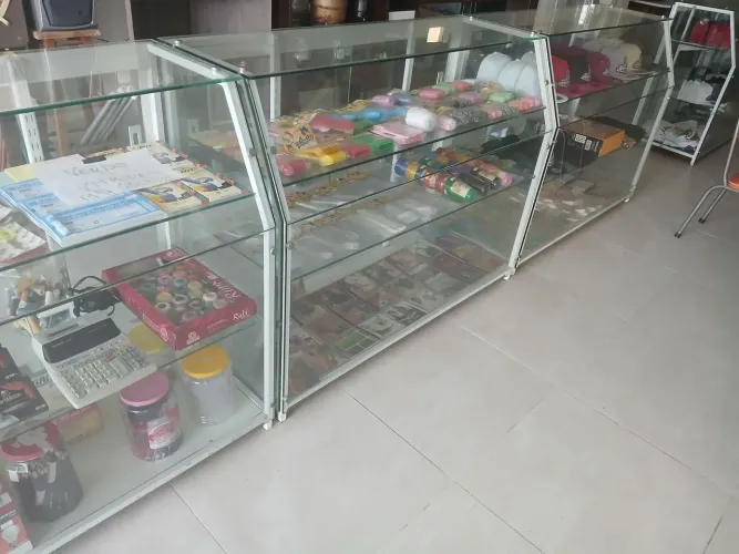 Vitrines para lojas em geral!