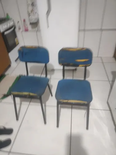 Vendo duas cadeiras