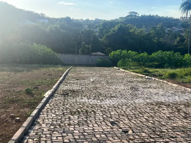 Terreno em Arniqueiras excelente localização