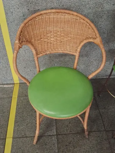 Cadeira em ferro para Jardim ou Varanda