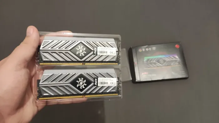 Memória RAM 16GB (2x8GB) XPG Spectrix D41 RGB DDR4, 3600MHz