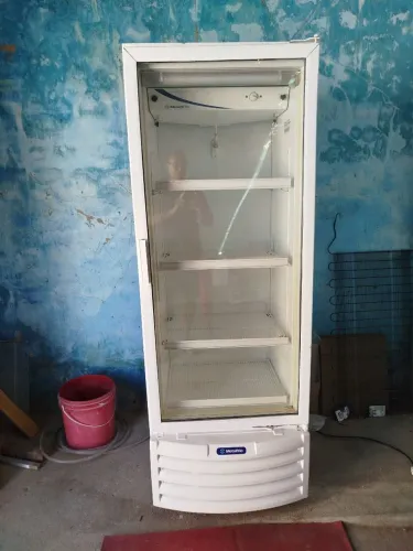 Expositor Metalfrio 350 litros