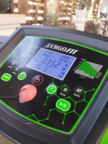 Esteira ErgoFit Premium 5.0 ( semi profissional )