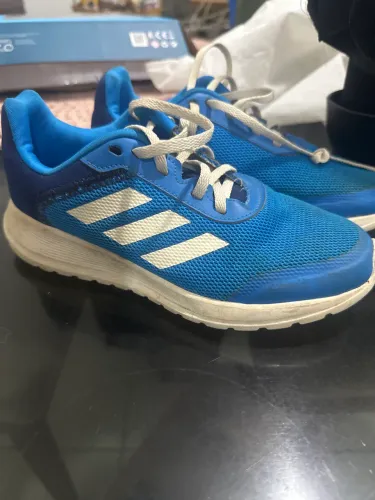 Vendo tênis adidas infantil