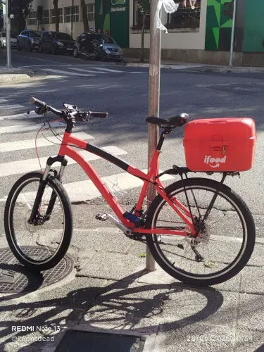 Bicicleta Rockrider para entregas