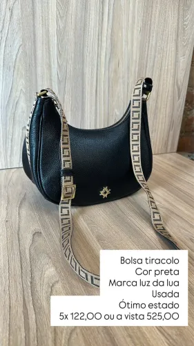Bolsa preta tiracolo