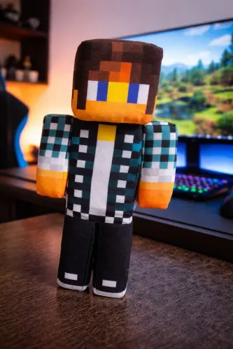 Boneco autenthicgames pelúcia