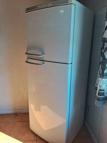 GELADEIRA BOSCH 470 LITROS
