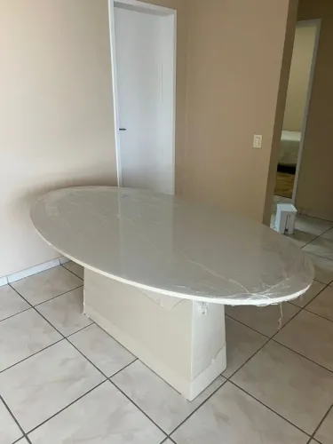 Mesa de Jantar Oval Luxo mdf com vidro Laqueado 4mm