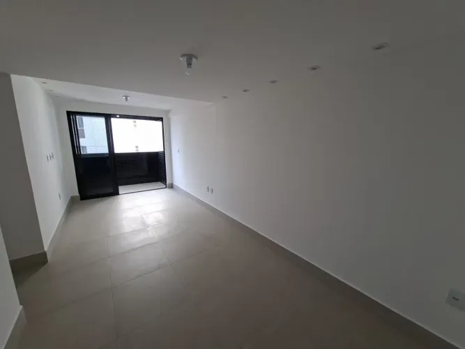 Apartamento no Brisamar 03 Quartos sendo 01 Suíte 82m² Excelente Localização